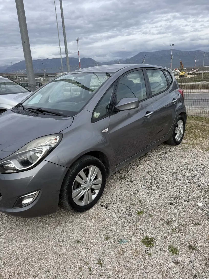 Rent a car in Tirana