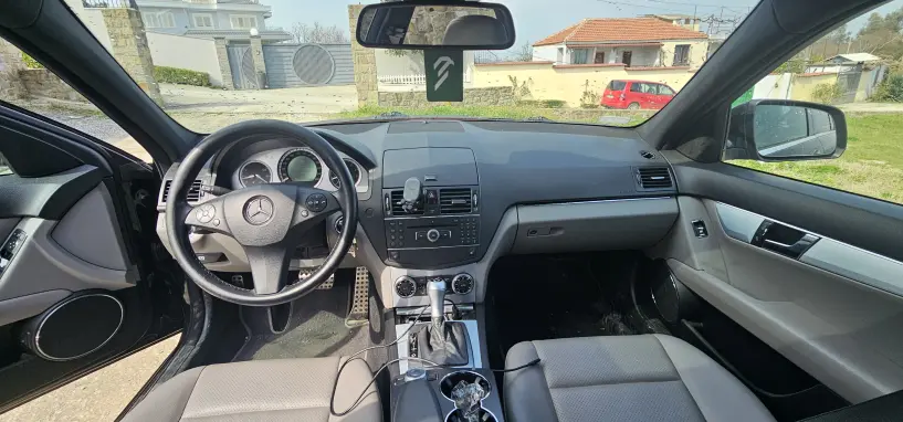 Louer une voiture à Tirana