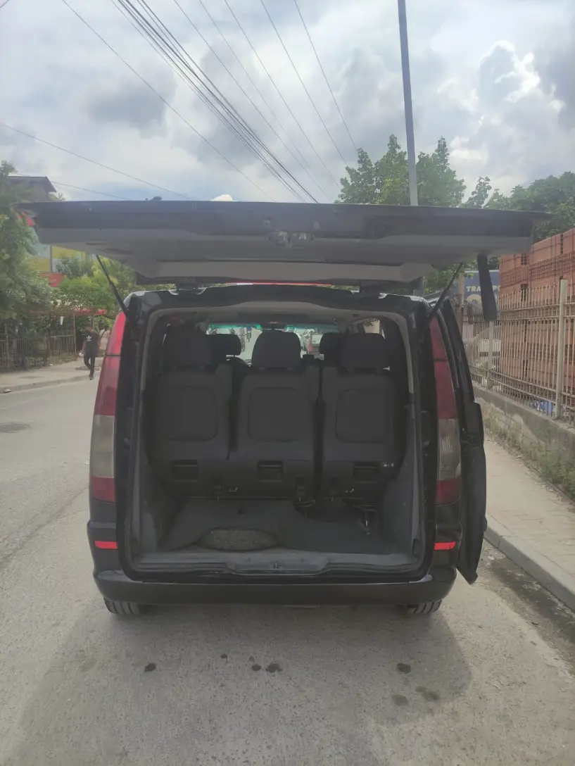 Rent a car in Tirana