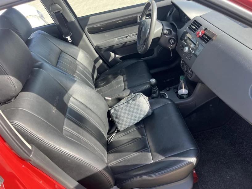 Wynajmij samochód w Gjirokastër