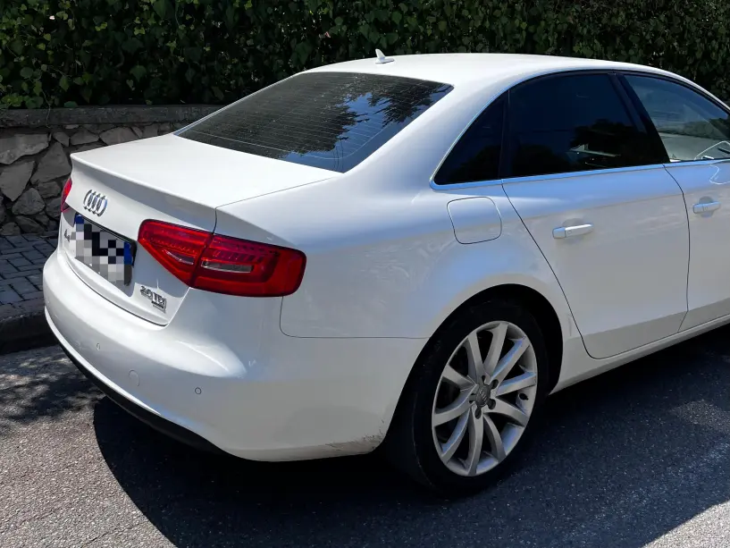 Louer une voiture à Tirana