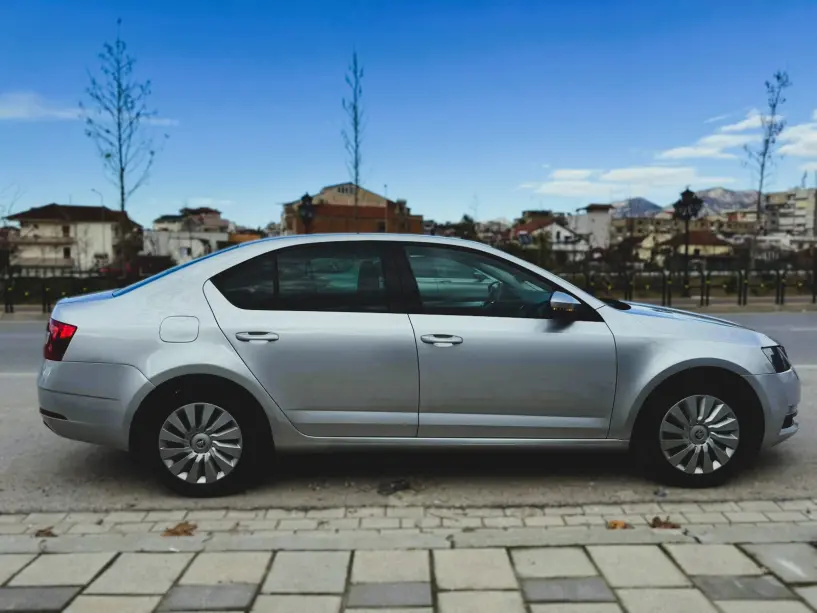 Rent a car in Tirana
