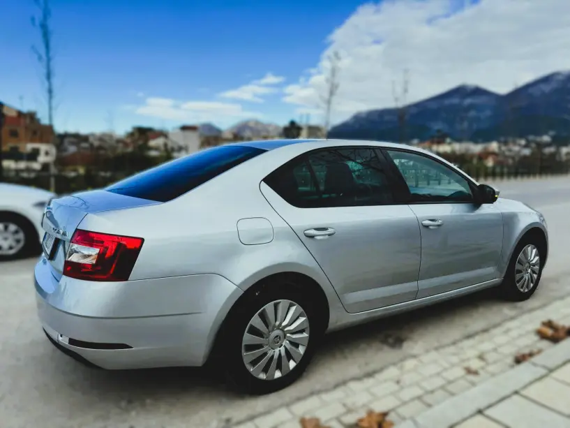 Rent a car in Tirana