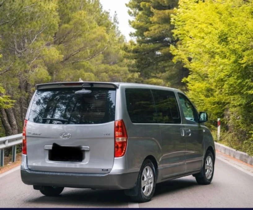 Noleggia un'auto a Tirana