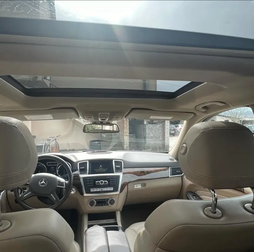 Rent a car in Tirana