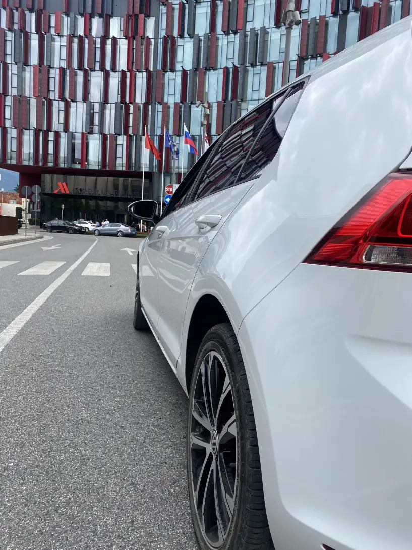 Rent a car in Tirana