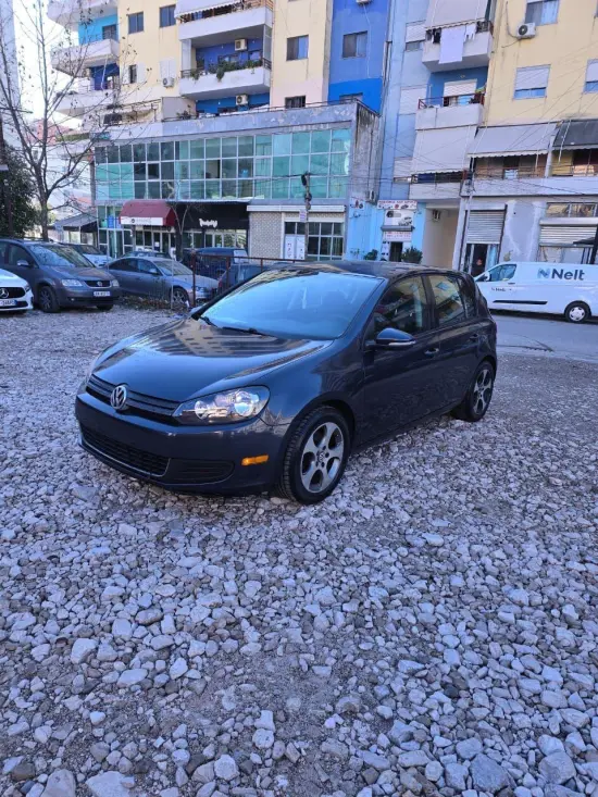 Rent a 2013 Volkswagen Golf 6 in Tirana