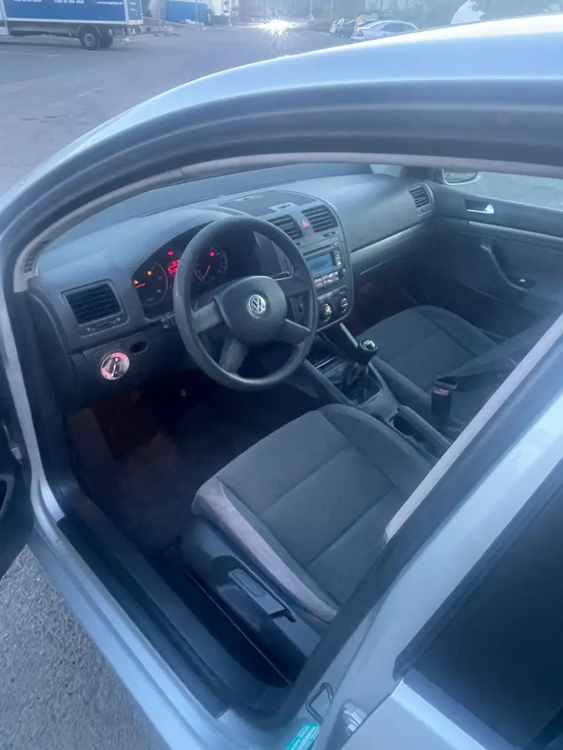 Rent a car in Tirana