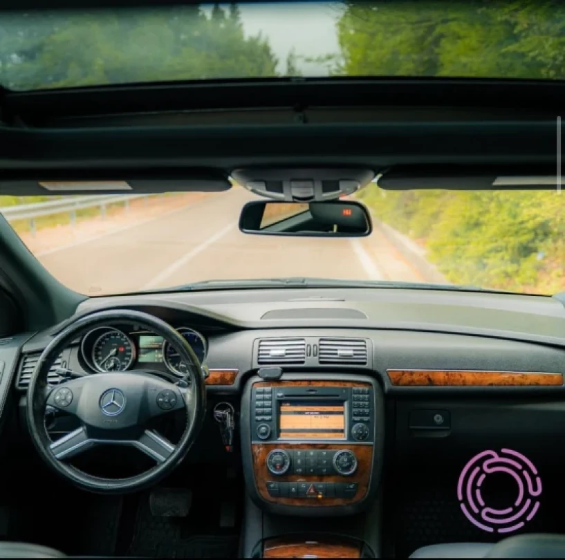 Alquila un coche en Tirana