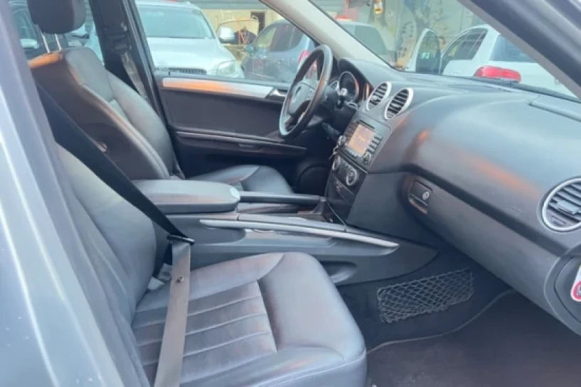 Wynajmij samochód w Tirana