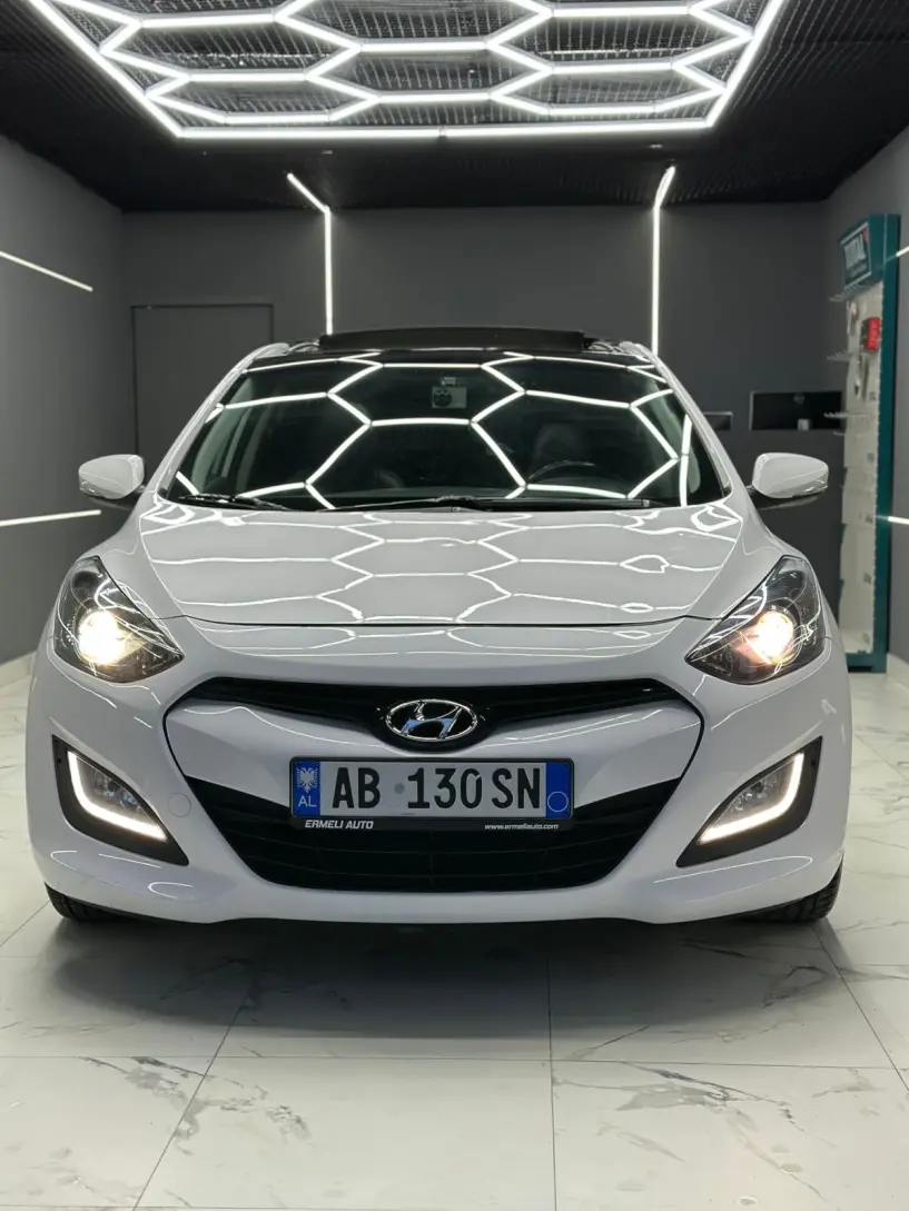 Louer une voiture à Tirana