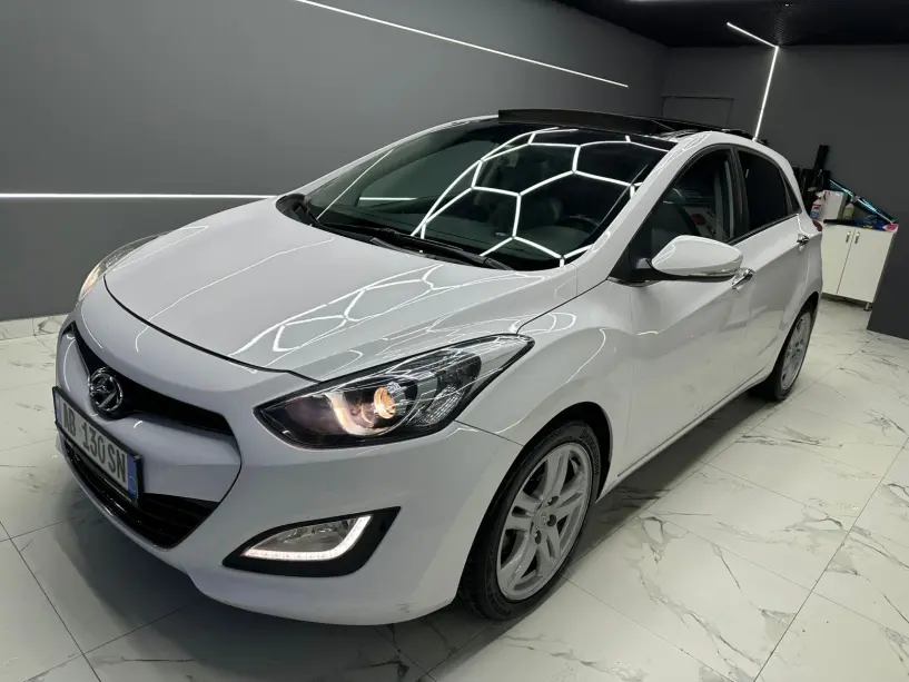 Louer une voiture à Tirana