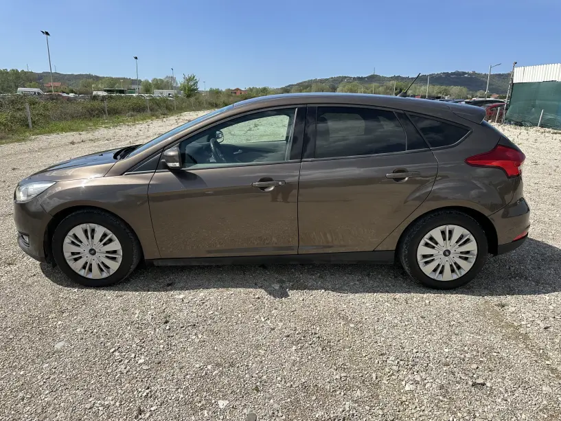 Rent a car in Tirana