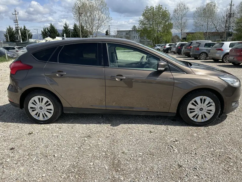 Rent a car in Tirana