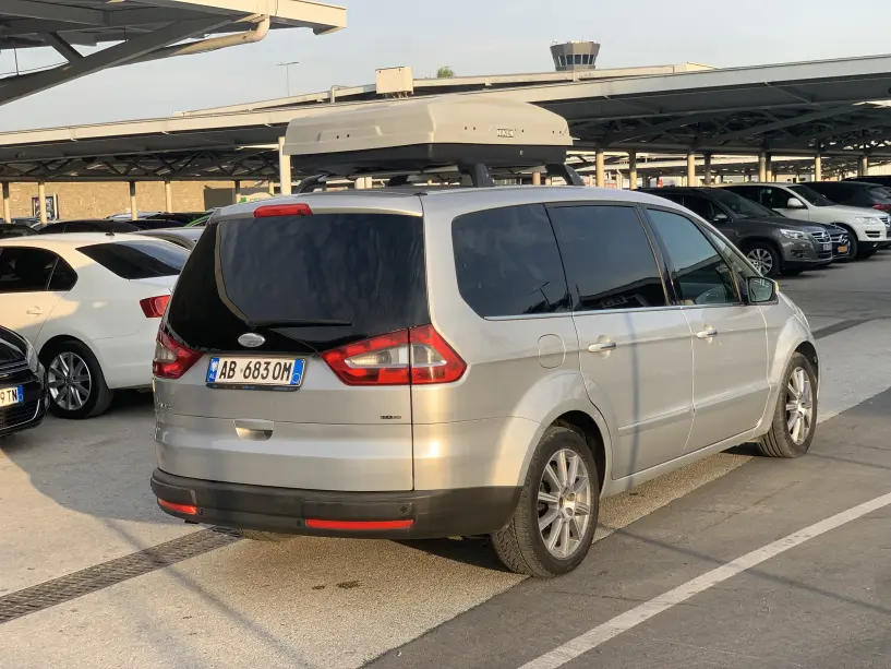 Auto mieten in Tirana