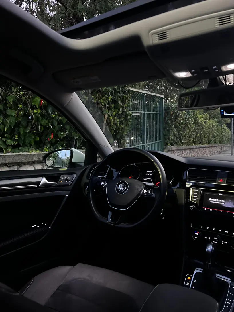 Rent a car in Tirana