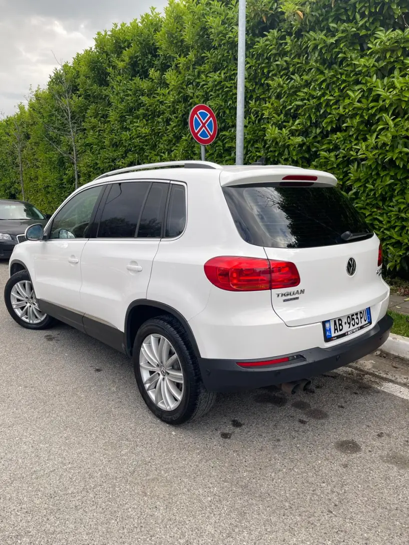 Louer une voiture à Tirana