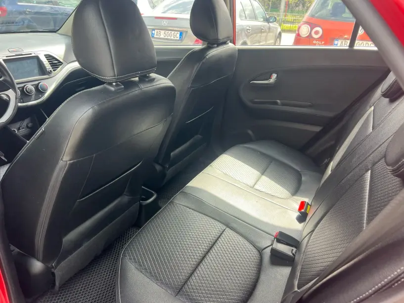 Wynajmij samochód w Tirana