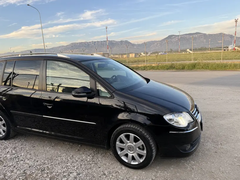 Rent a car in Tirana