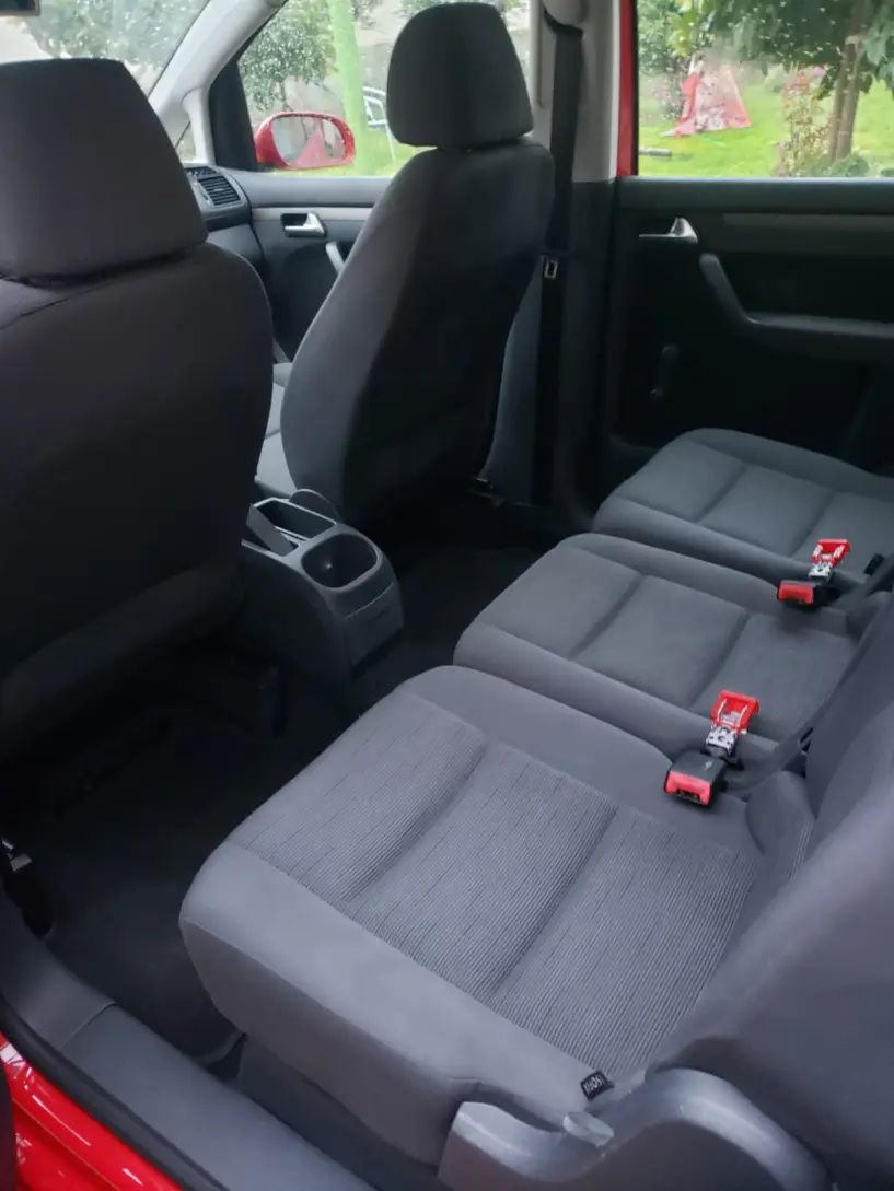 Alquila un coche en Tirana