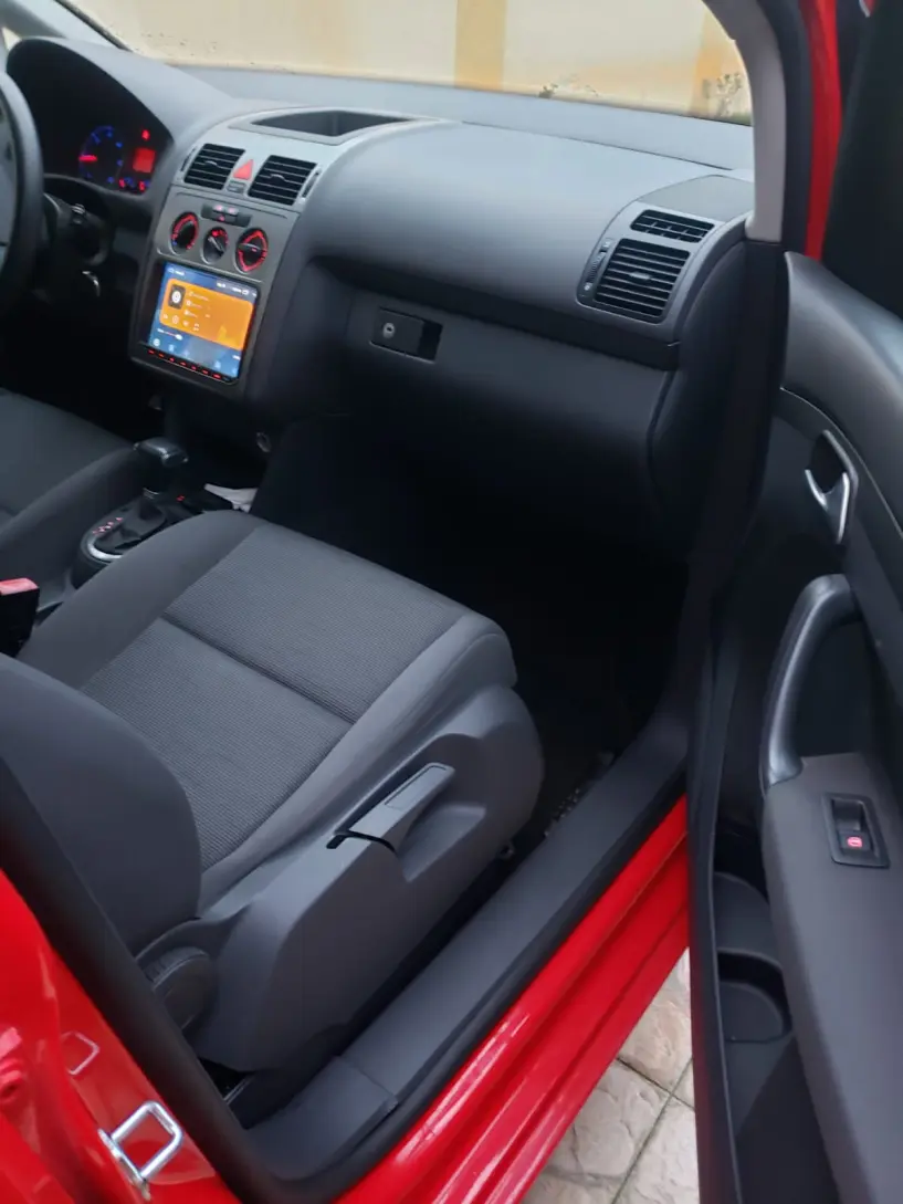 Alquila un coche en Tirana