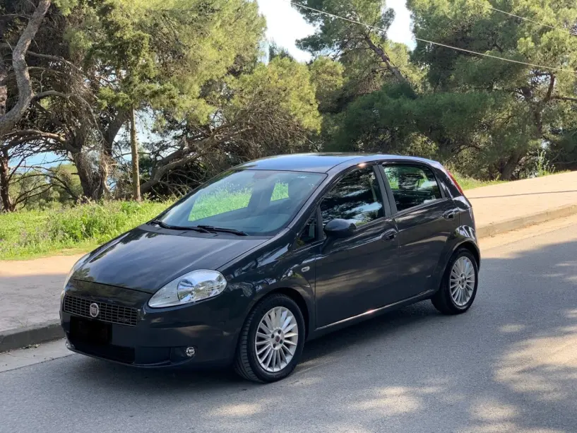 Auto mieten in Tirana