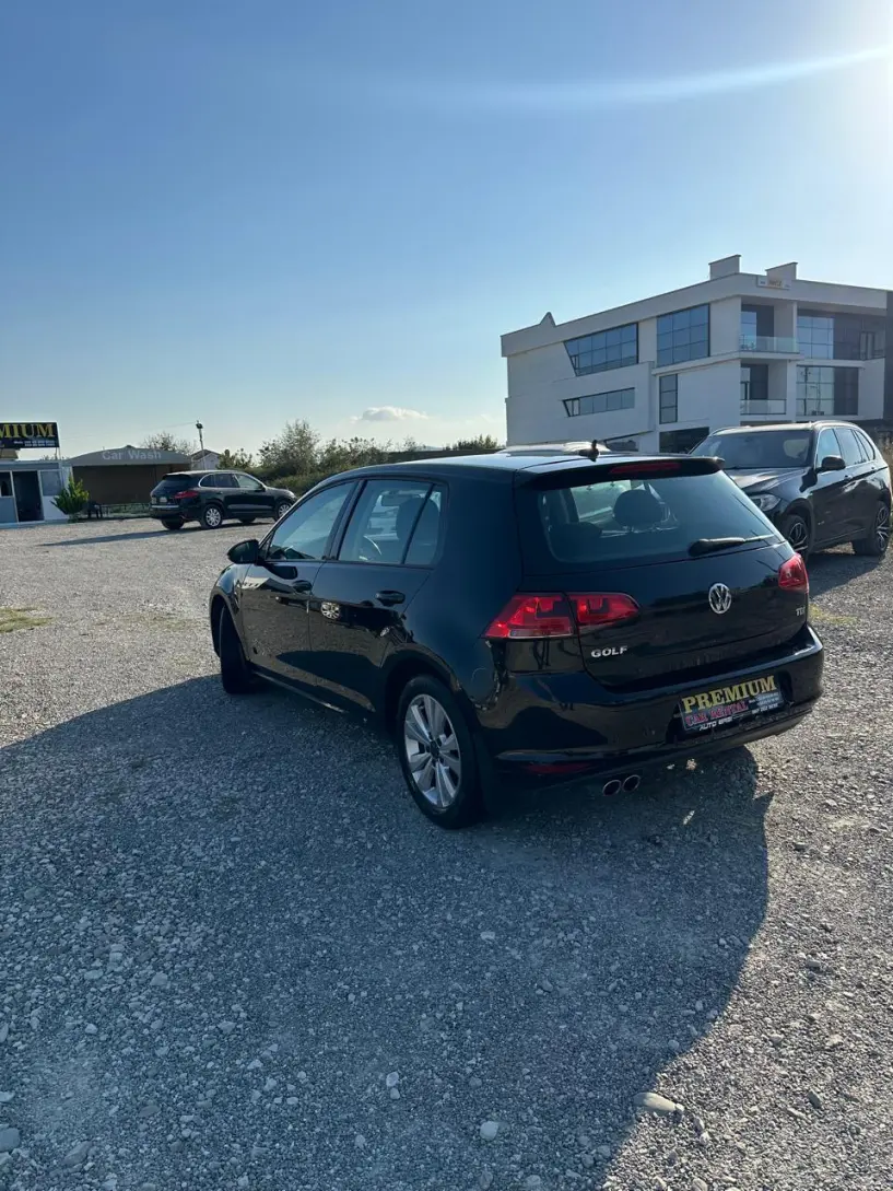 Wynajmij samochód w Tirana