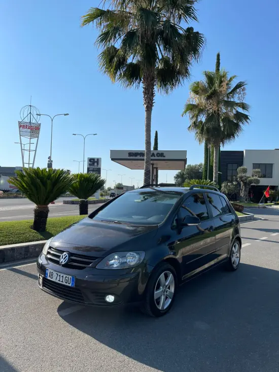 Rent a 2013 Volkswagen Golf Plus in Tirana