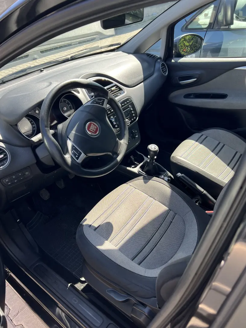 Rent a car in Tirana