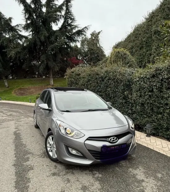 2015 Hyundai i30 in Tirana mieten