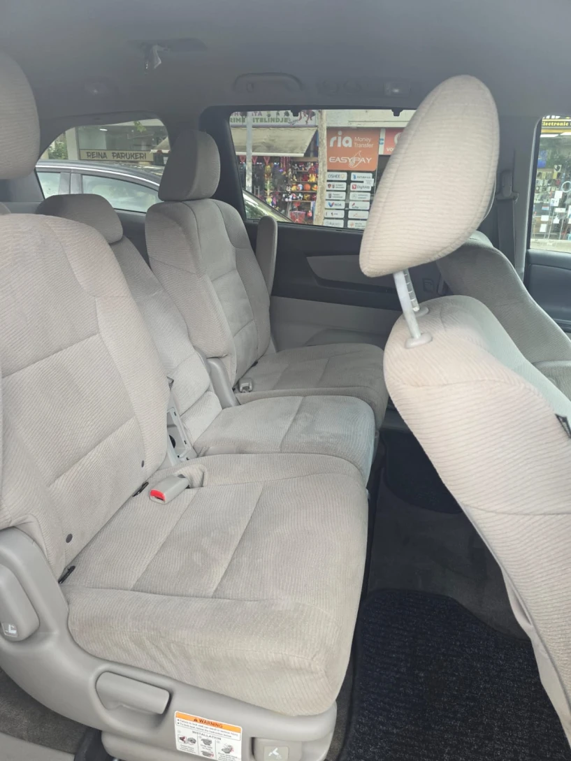 Noleggia un'auto a Tirana