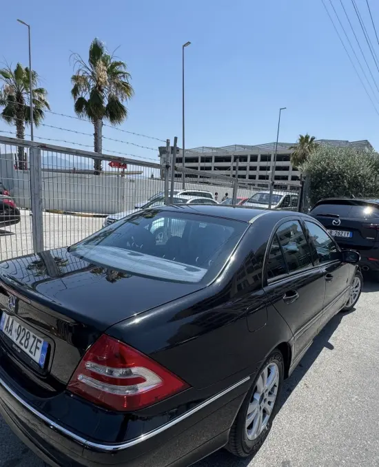 Rent a 2005 Mercedes-Benz C 200 in Durrës