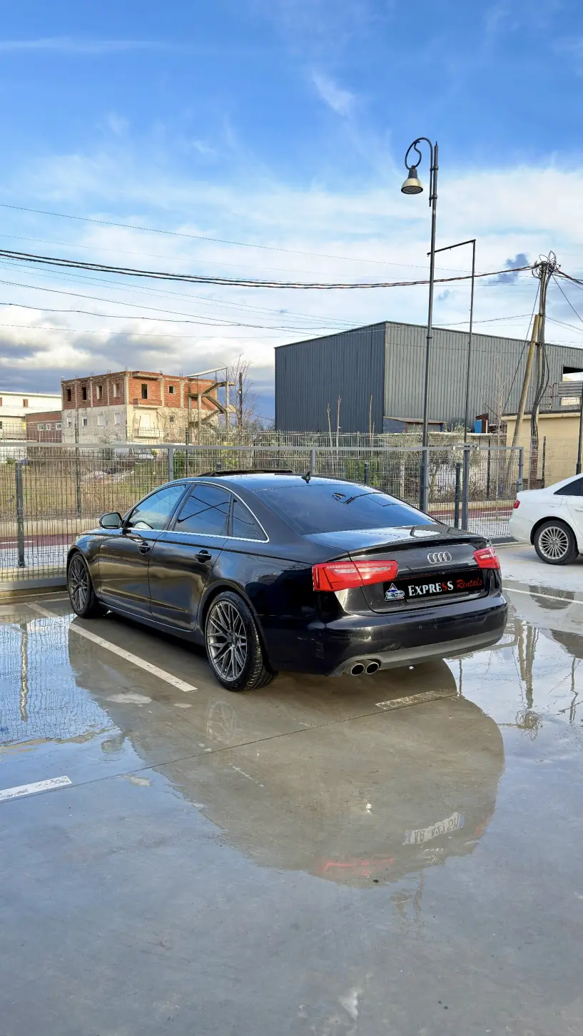 Wynajmij samochód w Tirana