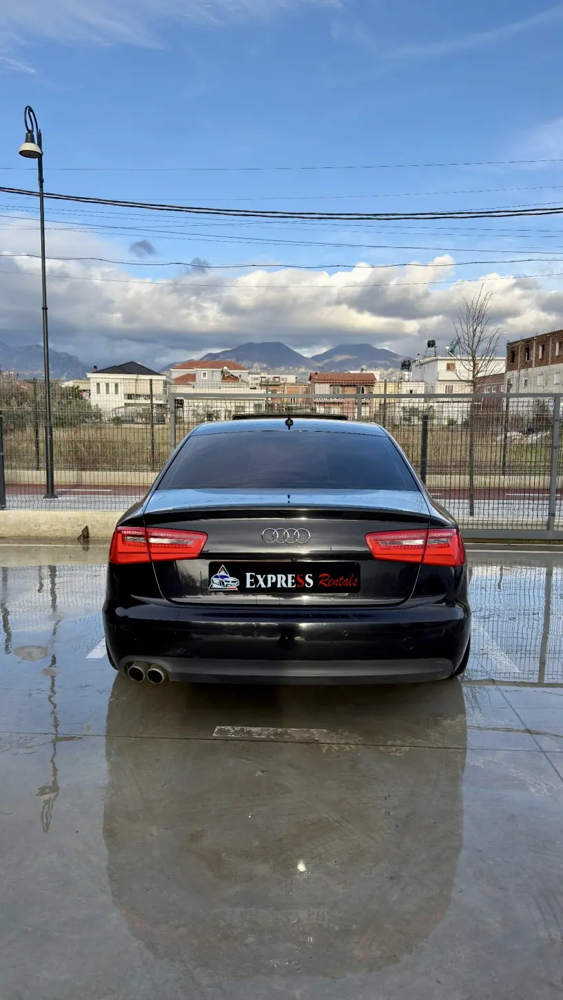 Wynajmij samochód w Tirana