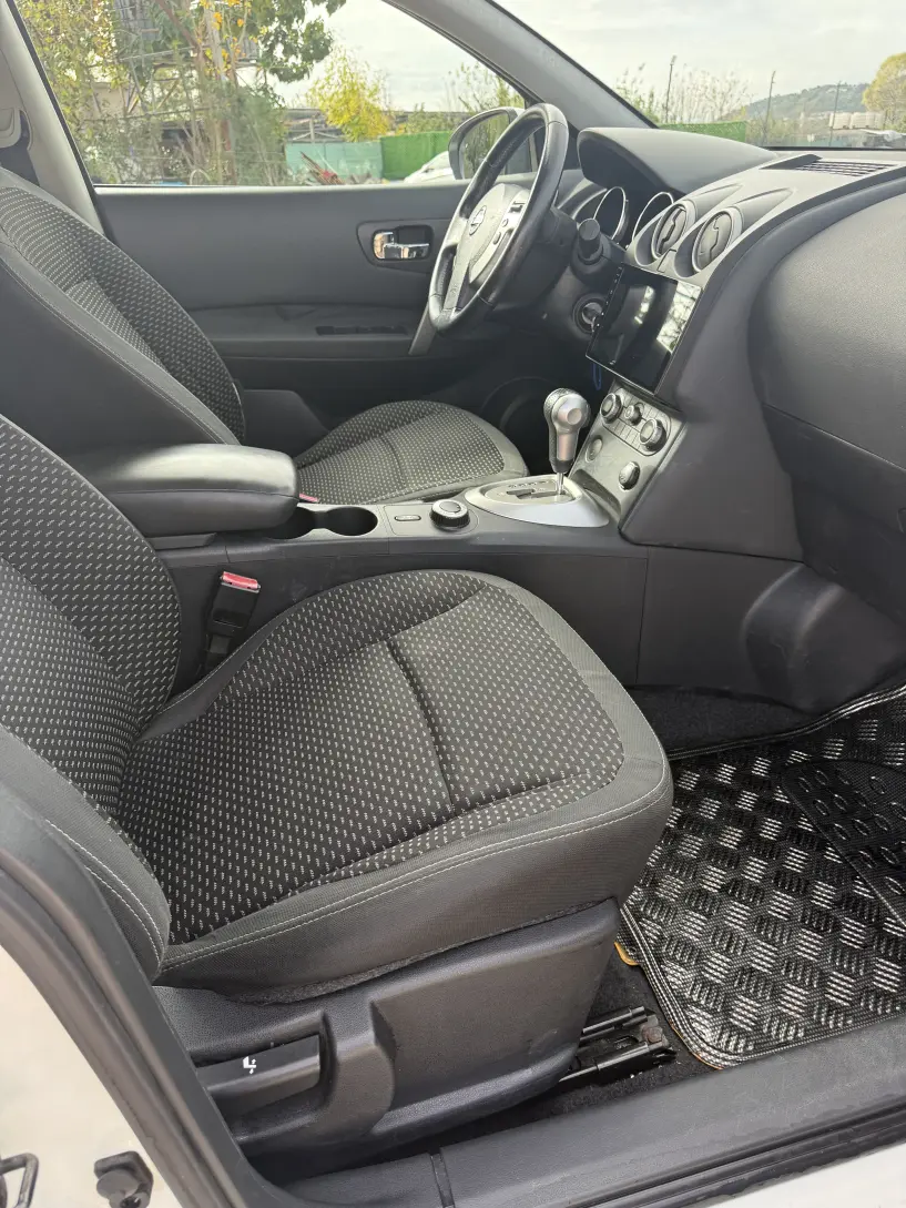 Rent a car in Tirana