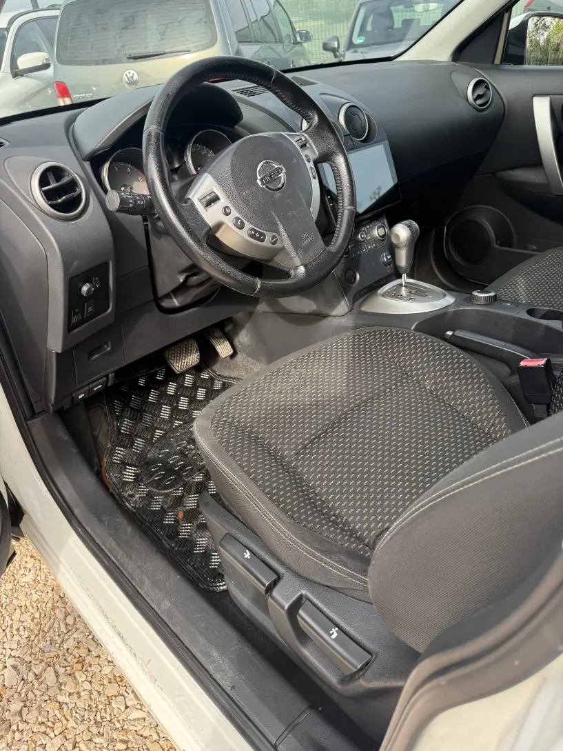 Rent a car in Tirana