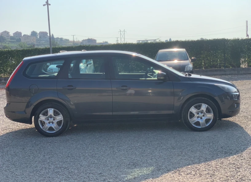 Rent a car in Tirana