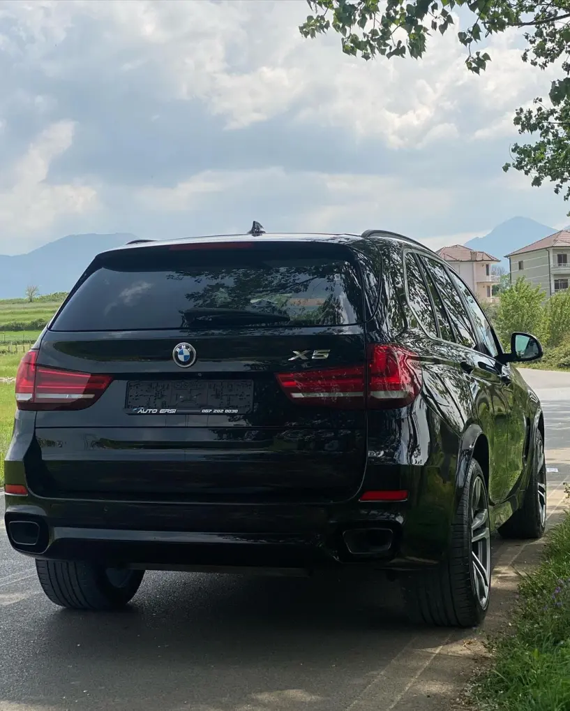 Louer une voiture à Tirana