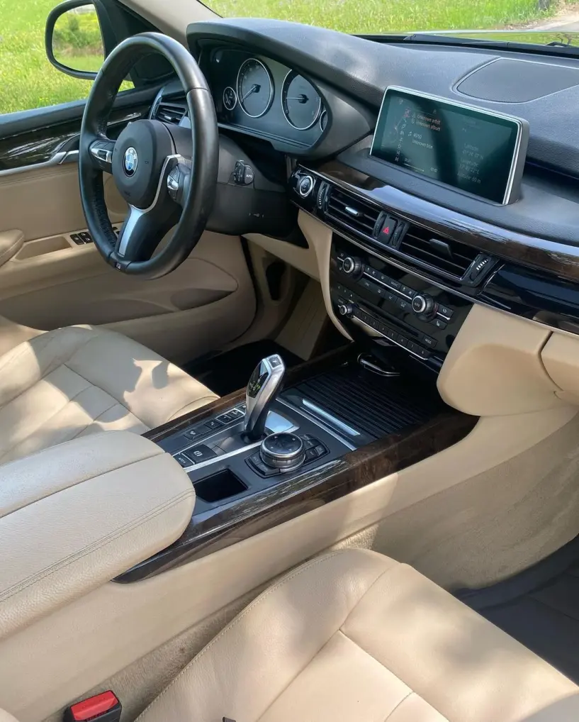 Louer une voiture à Tirana