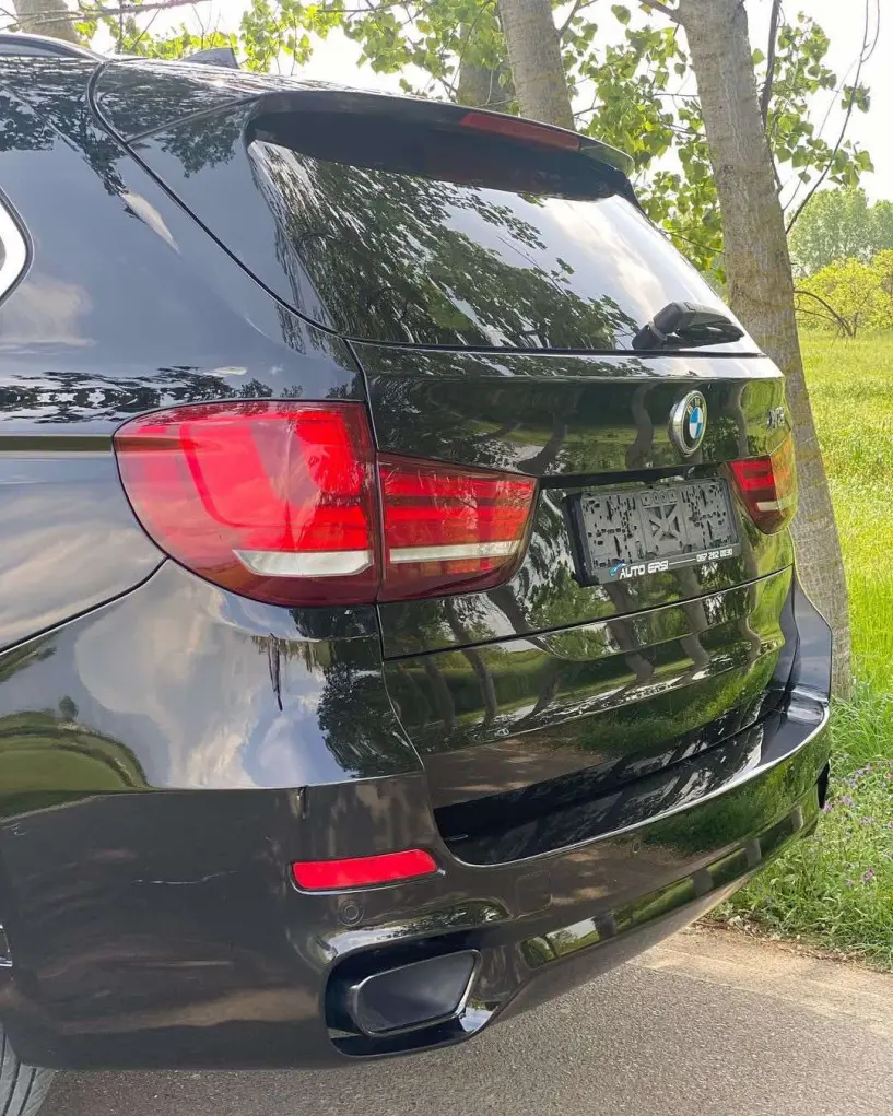 Louer une voiture à Tirana