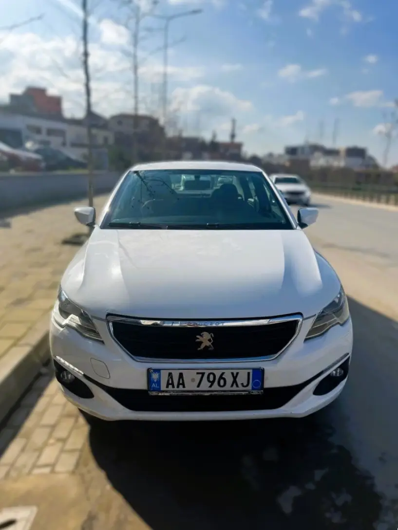 Rent a car in Tirana