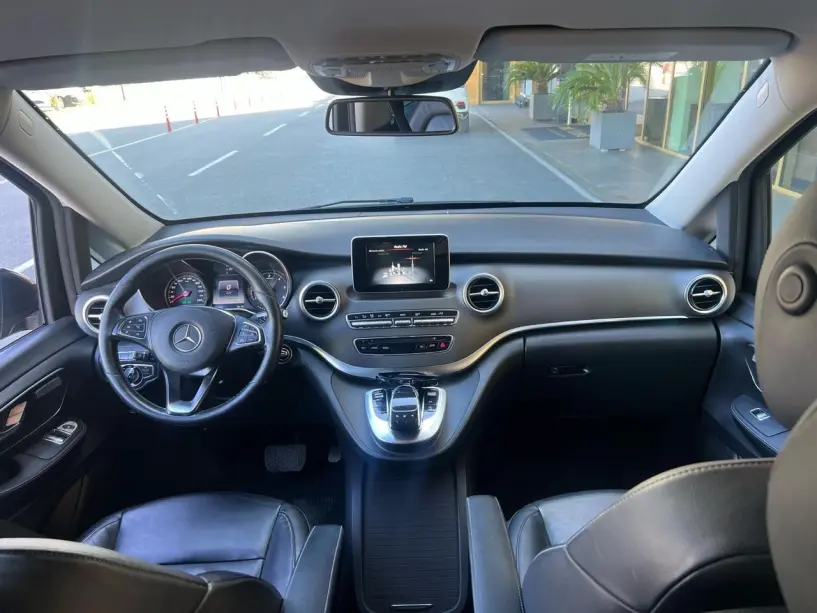 Wynajmij samochód w Tirana