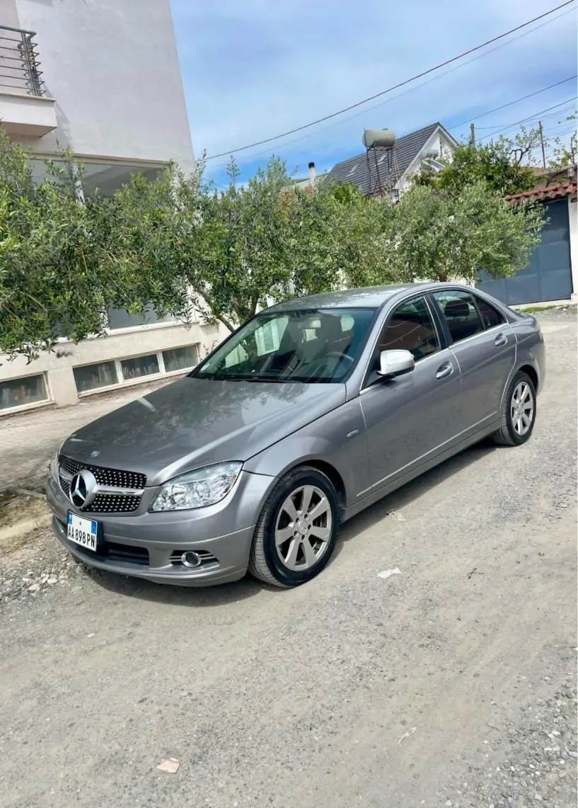 Rent a car in Tirana