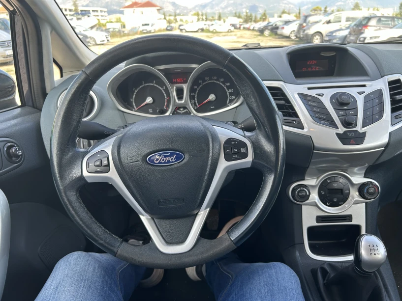 Wynajmij samochód w Tirana