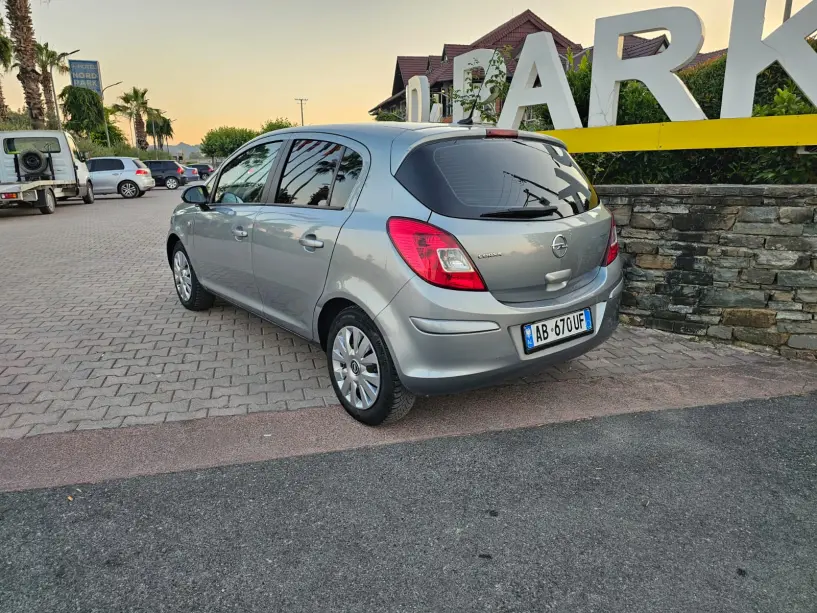 Rent a car in Tirana