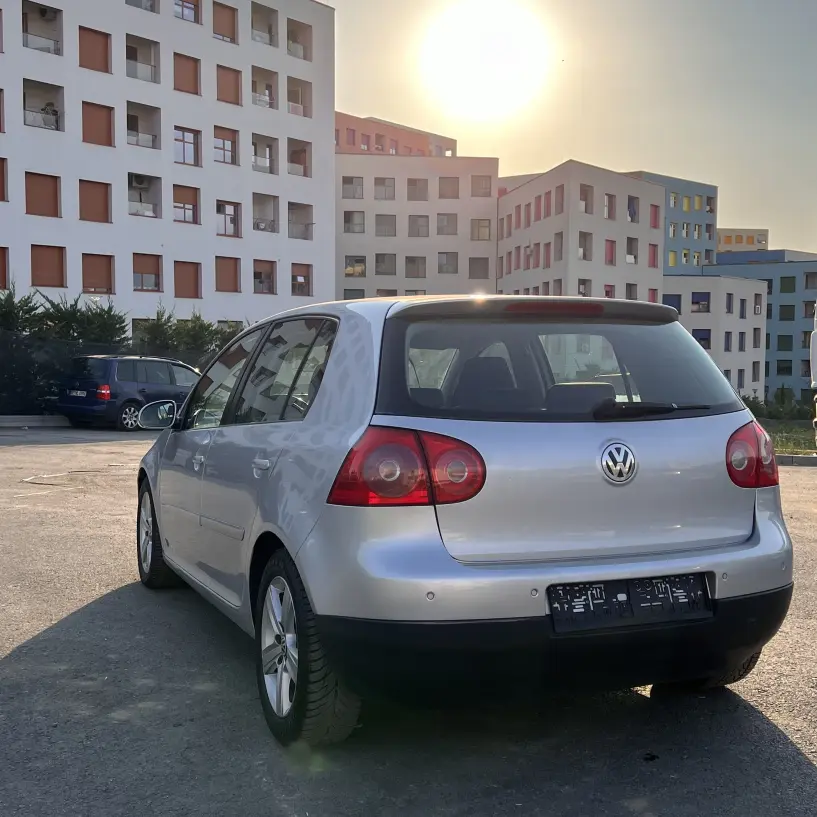 Rent a car in Tirana