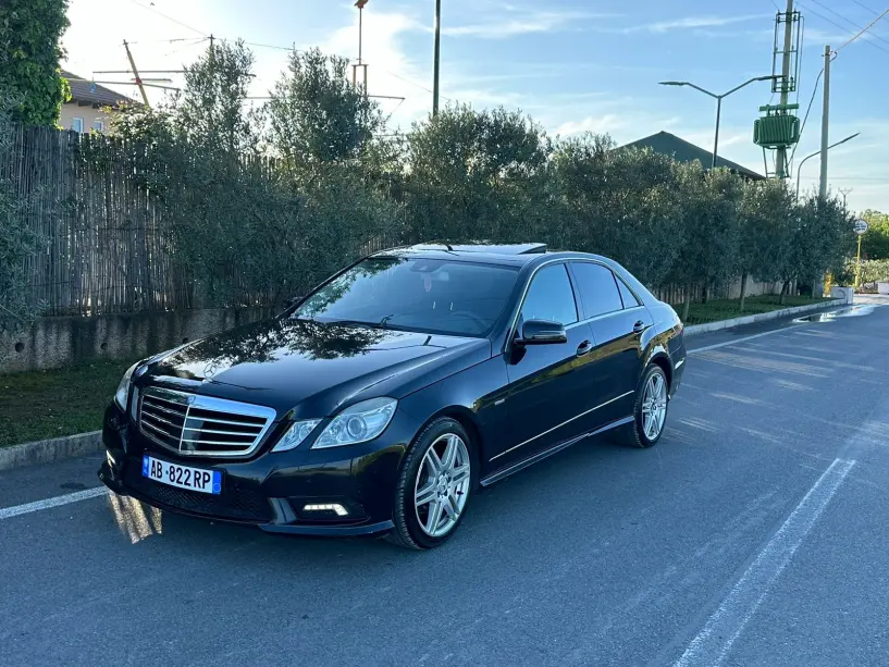 Auto mieten in Tirana