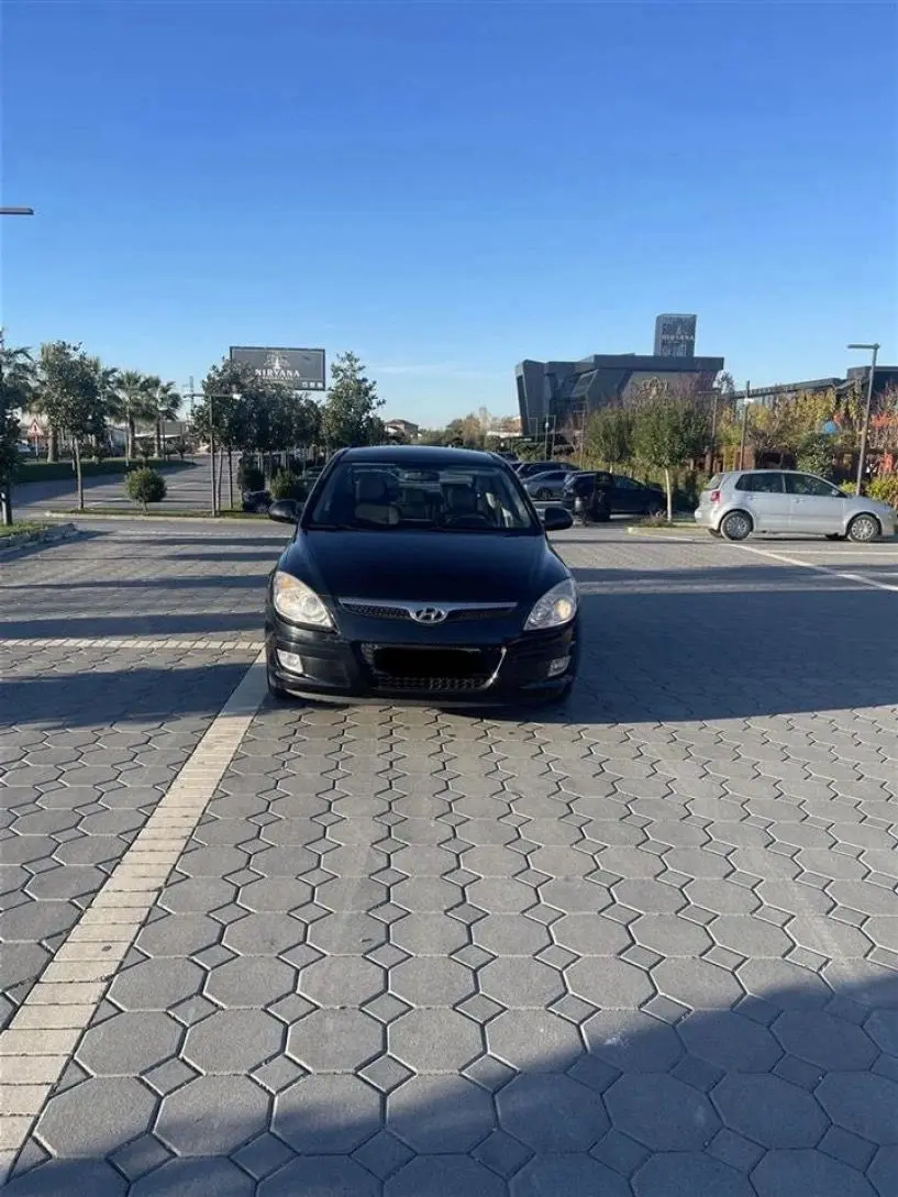 Louer une voiture à Tirana