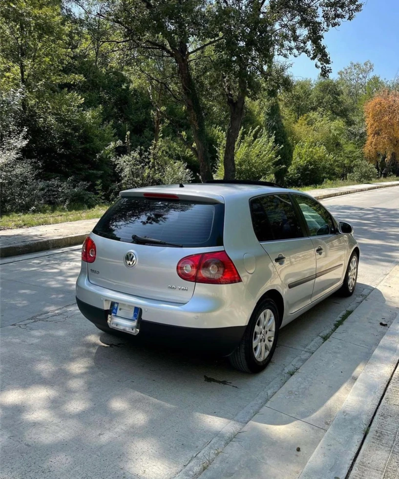 Rent a car in Tirana