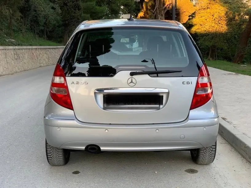 Rent a car in Tirana